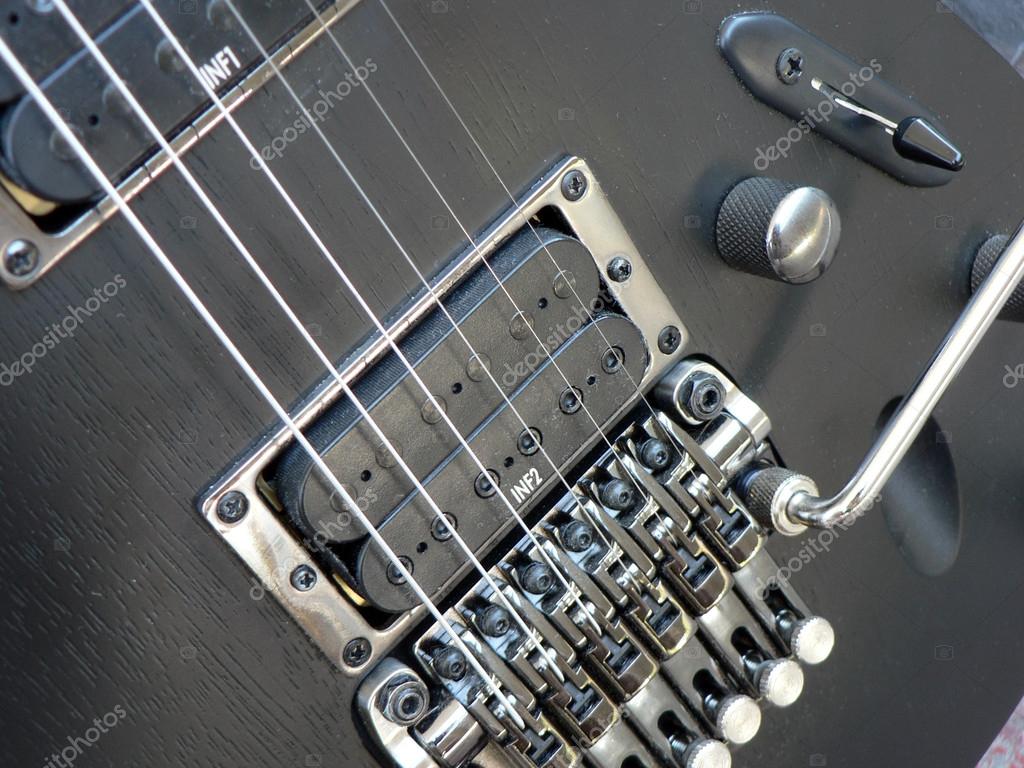 Guitaristes en paroisse